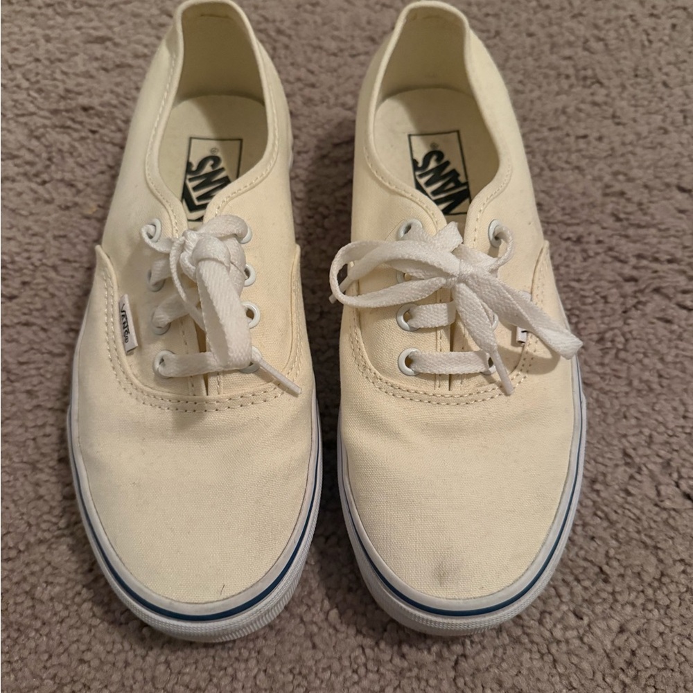 Vans - Picture 4 of 5